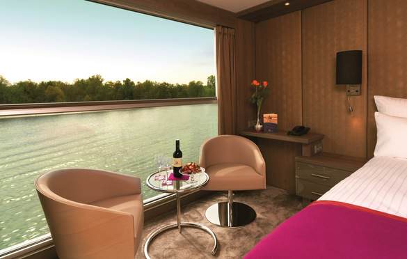 AMADEUS Silver II Balcony Cabins 2 ©Lueftner Cruises Amadeus.jpg